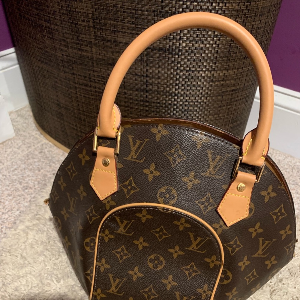 LOUIS VUITTON MONOGRAM ELLIPSE PM HANDBAG